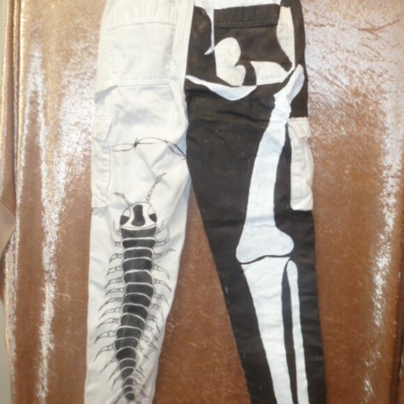 American Eagle Outfitters Denim - 🎃👖 One-of-a-Kind Halloween Custom Jeans – American Eagle – Size 0 👖🎃